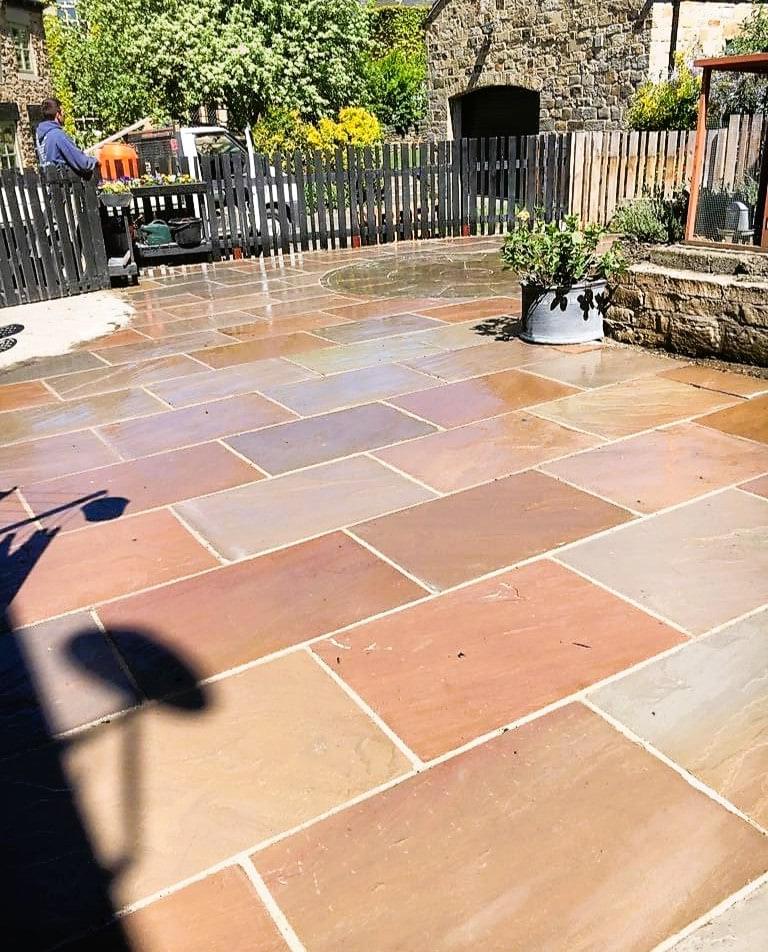 Autumn Brown Indian Sandstone Paving Slabs - Riven - 900x600 - 22mm