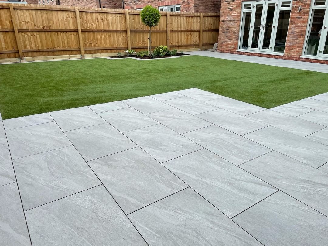 County Light Grey Outdoor Porcelain Paving Tiles - 900x600 - 20mm