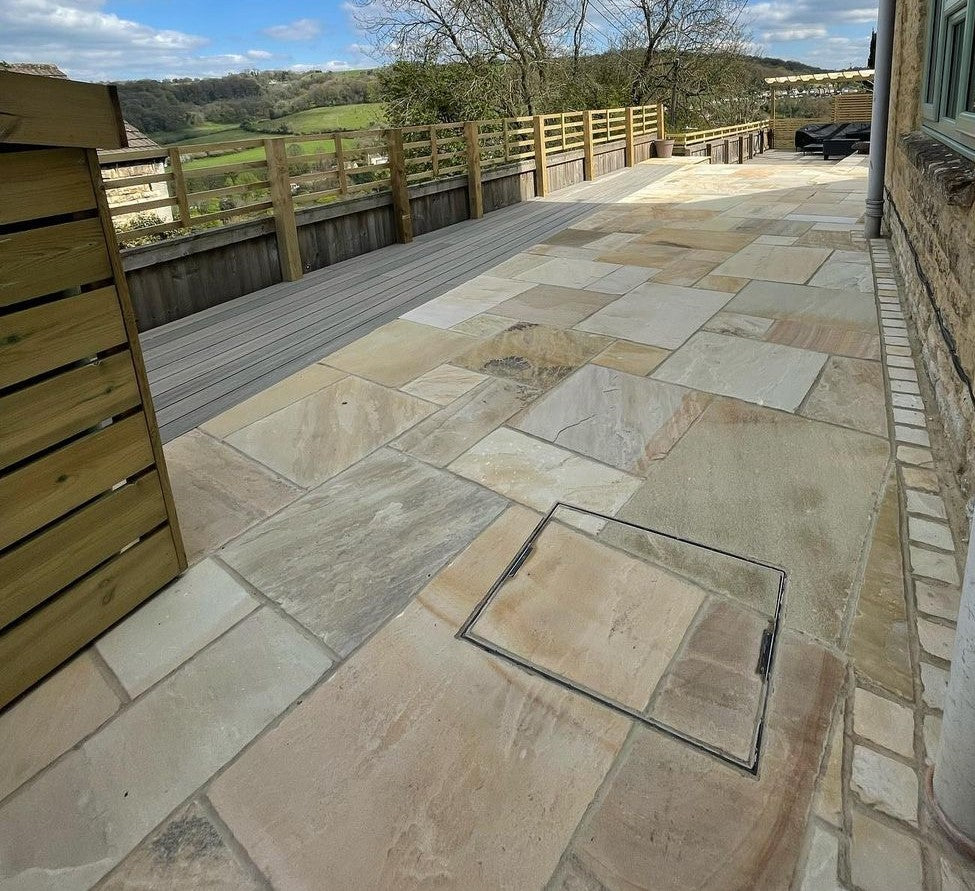 Fossil Mint Indian Sandstone Paving Slabs - Riven - Patio Pack - 22mm