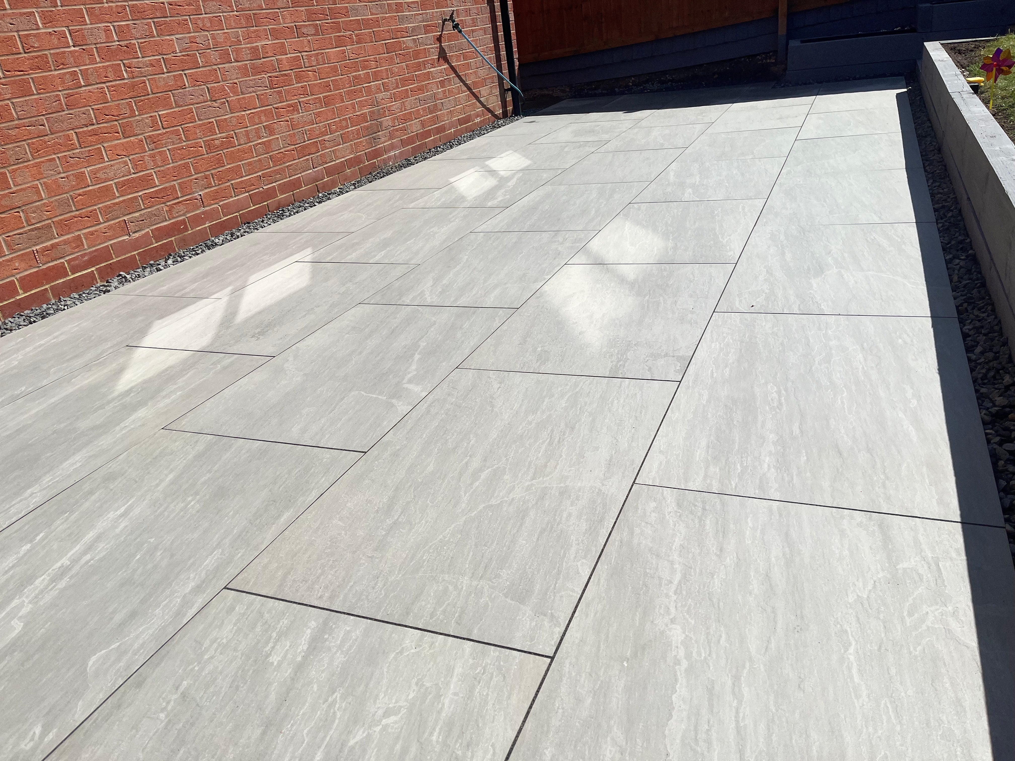 kandla grey porcelain paving 900x600