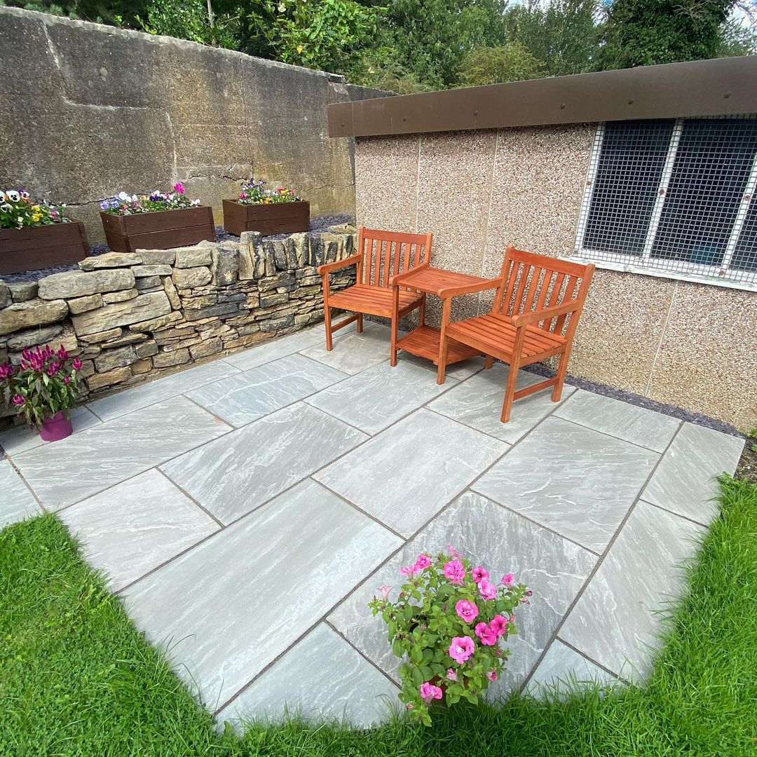kandla grey sandstone paving 900x600