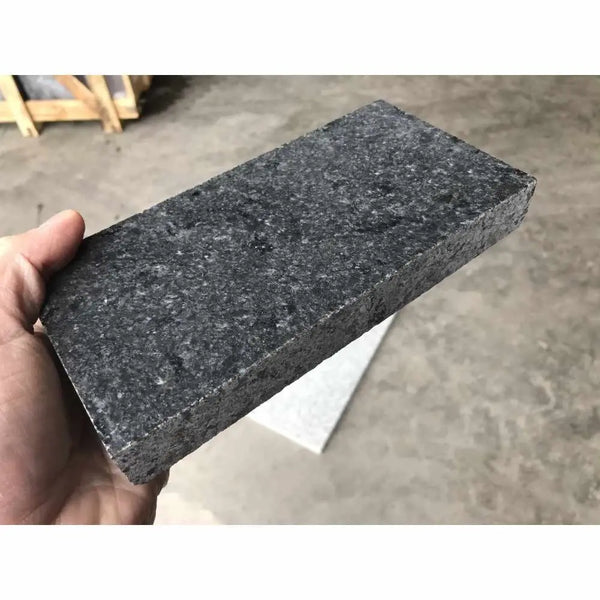 Black Granite Setts - Flamed - 200x100 - 40 mm