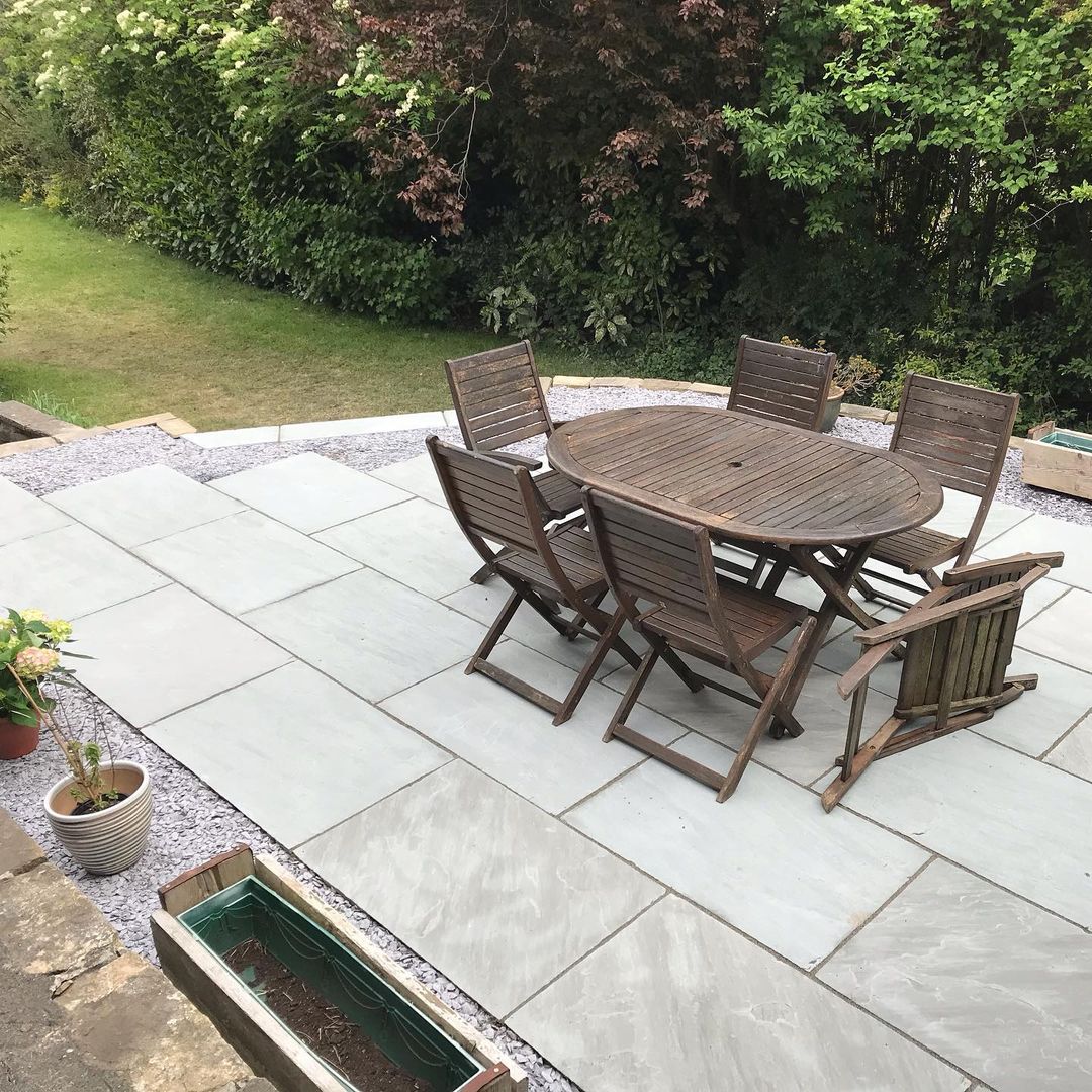 kandla grey sandstone paving 900x600