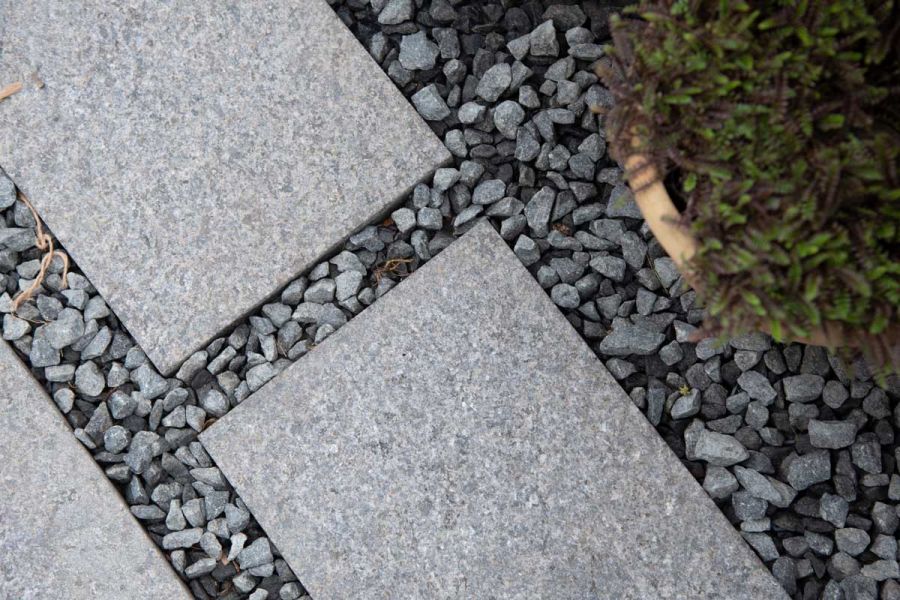 silver grey granite edging 900x200
