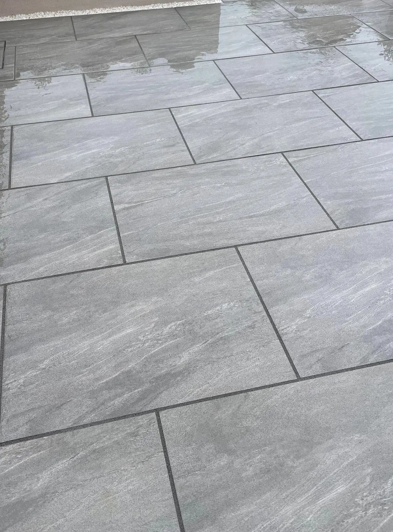 anthracite grey porcelain paving 900x600