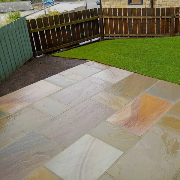 Rippon Buff Indian Sandstone Paving Slabs - Riven - 900x600 - 22mm Rippon Buff Indian Sandstone Paving Slabs - Riven - 900x600 - 18mm