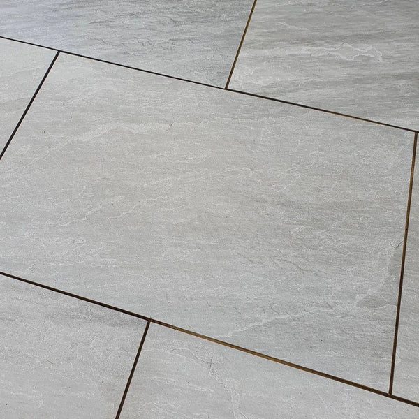 Kandla Grey Indian Sandstone Paving Slabs - Riven - Sawn Edge - 900x600 - 22mm - UniversalPaving