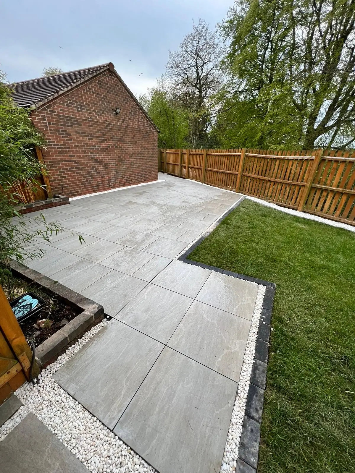 kandla grey porcelain paving 600x600