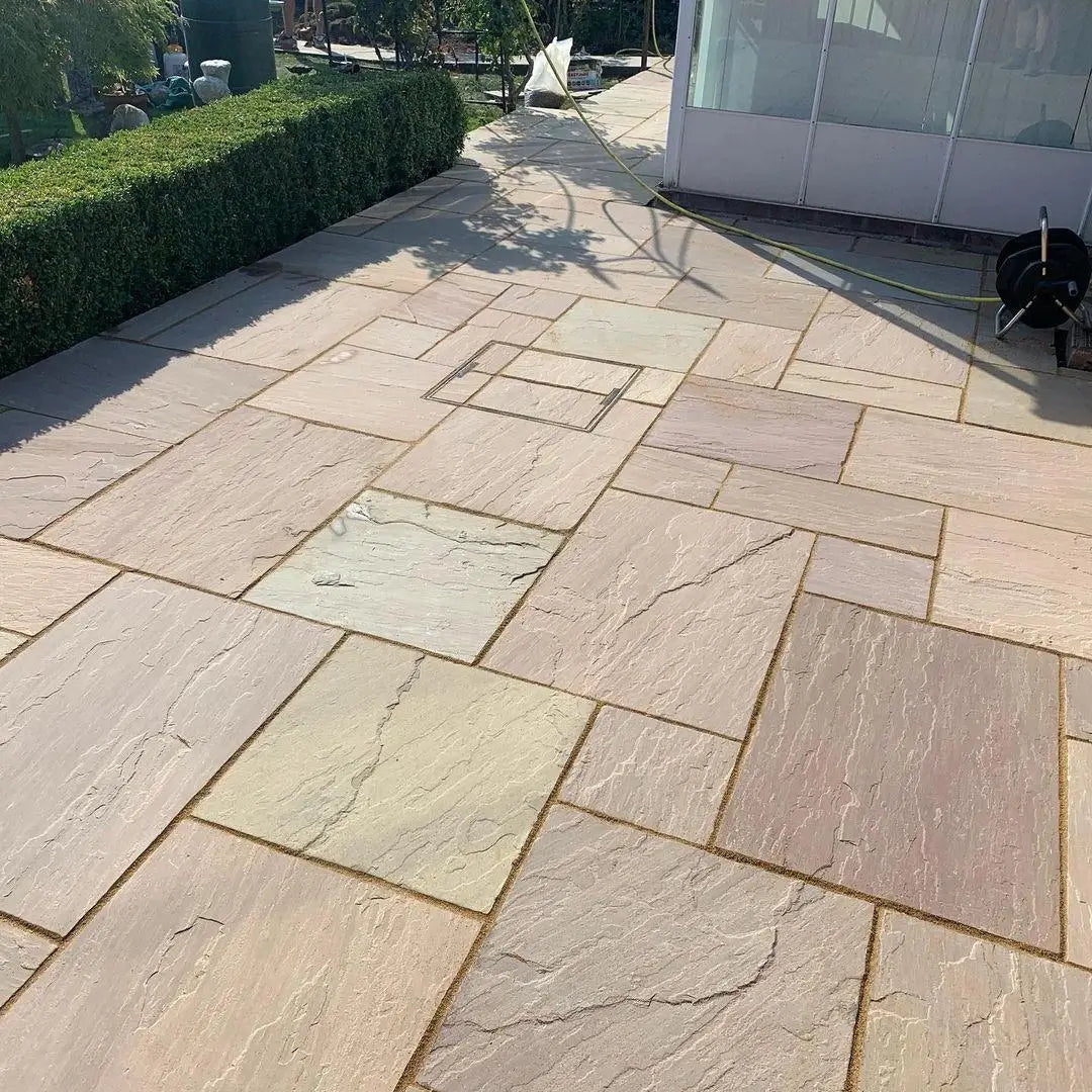 raj green indian sandstone paving slabs 560 series riven patio pack