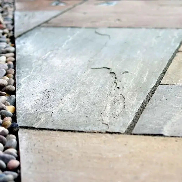 Raj Green Indian Sandstone Paving Slabs - Riven - Patio Pack - 22mm - UniversalPaving