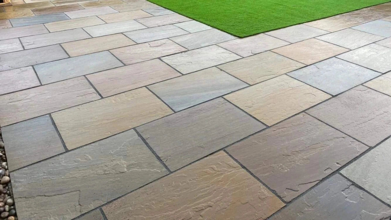 raj green sandstone paving 900x600