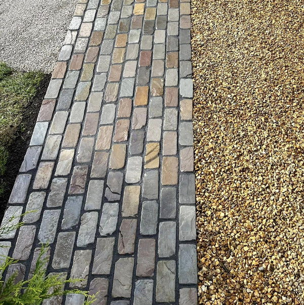 Raj Green Setts - Tumbled - 20x10 cm - 40-50 mm - 400 Pcs - 9sqm Raj Green Setts - Tumbled - 200x100 - 40-50 mm