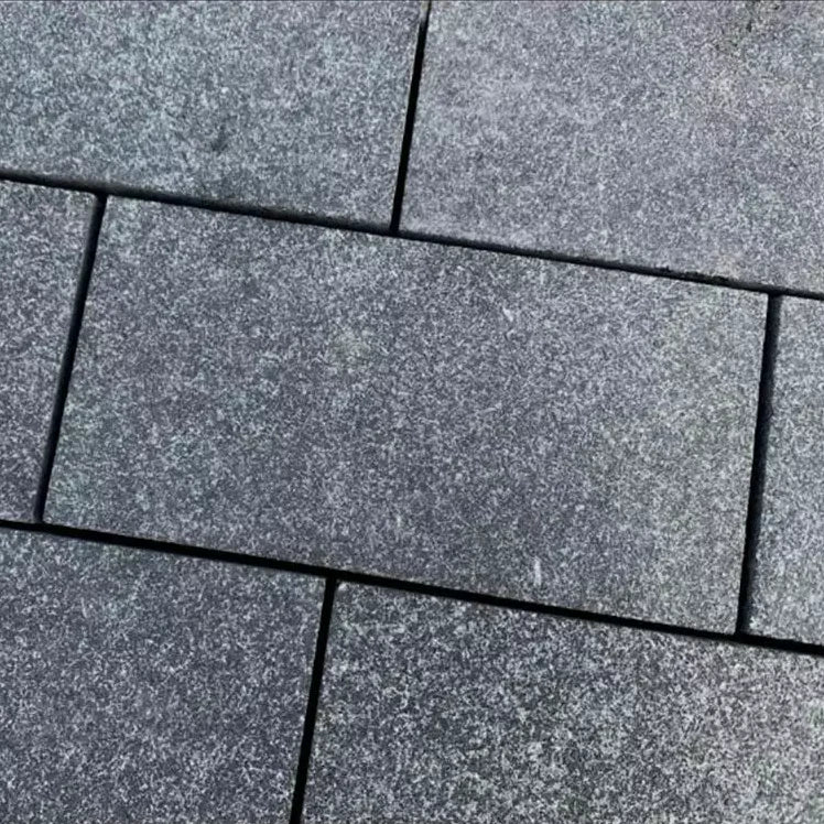 black granite setts 20x10 cm
