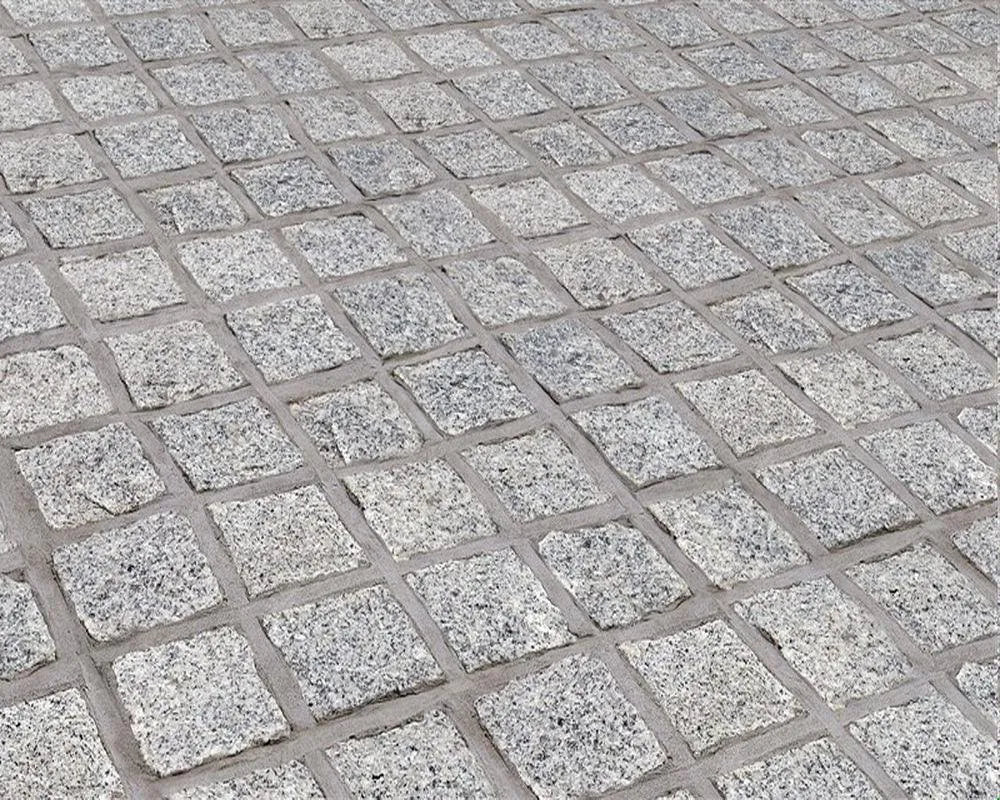 silver grey granite cobbles handcut 100x100
