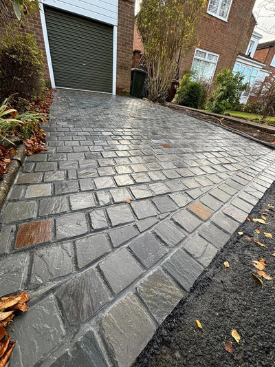 Kandla Grey Cobbles - Handcut - 10x10 cm - 40-50 mm - 800 Pcs - 9sqm - UniversalPaving