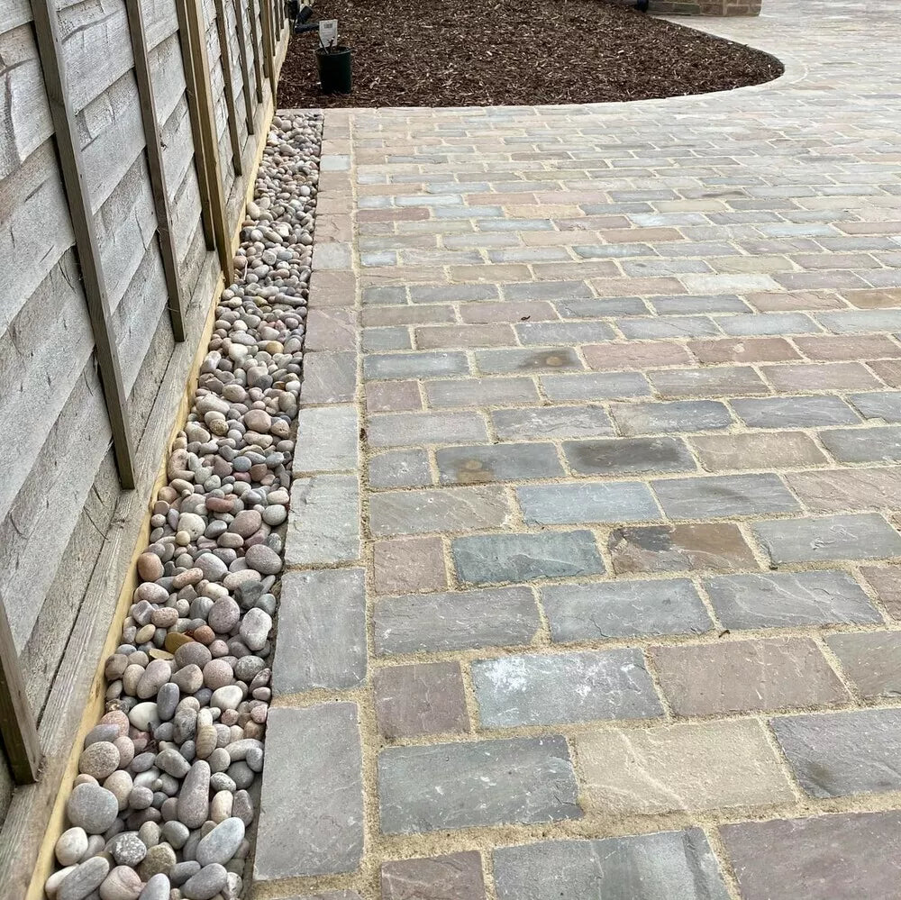 raj green sandstone tumbled setts 20x10 cm 30 40 mm