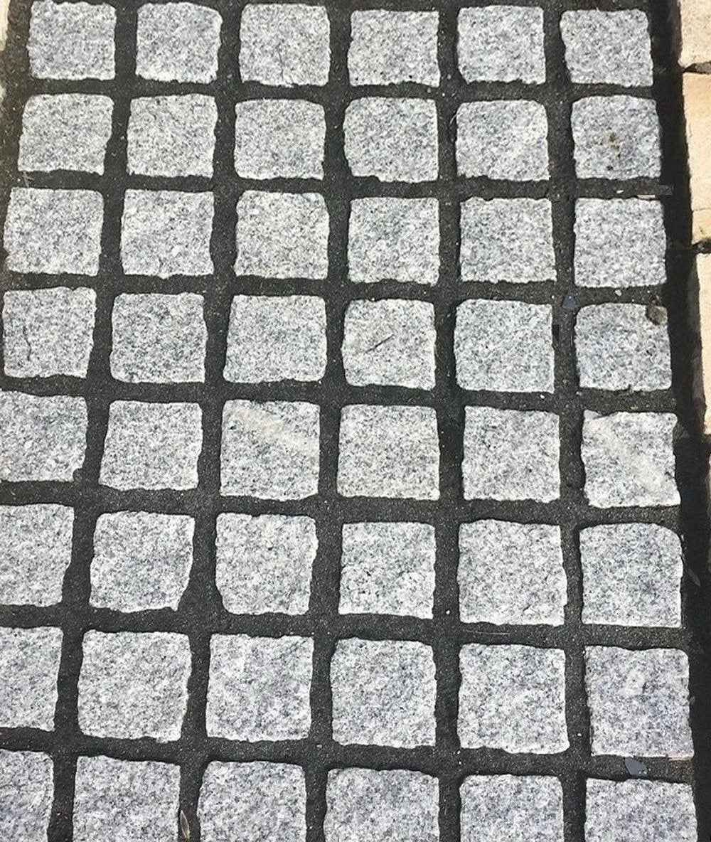 silver grey granite cobbles handcut 100x100