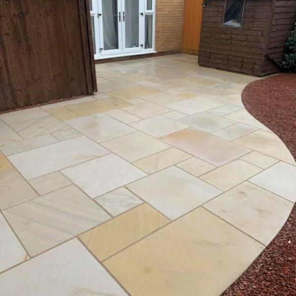 Mint Indian Sandstone Paving Slabs - Sawn & Honed - Patio Pack - 20mm - Smooth Paving - UniversalPaving