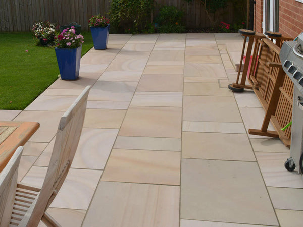 Camel Dust Indian Sandstone Paving Slabs - Sawn & Honed - Patio Pack - 20mm - Smooth Paving