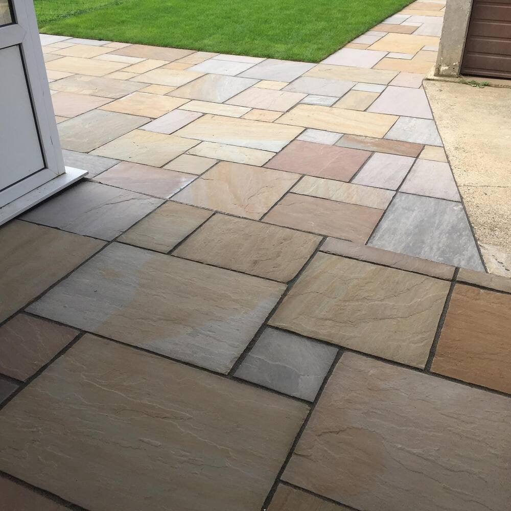 Camel Dust Indian Sandstone Paving Slabs - Riven - Patio Pack - 22mm - UniversalPaving