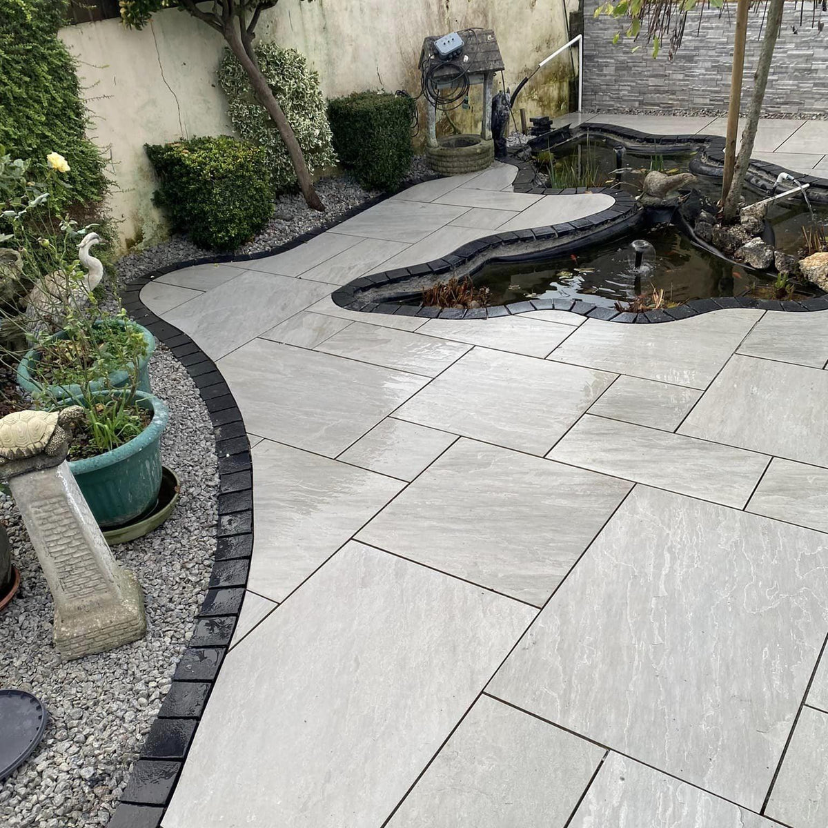 Kandla Grey Outdoor Porcelain Paving Tiles - Mix Paving - 20mm