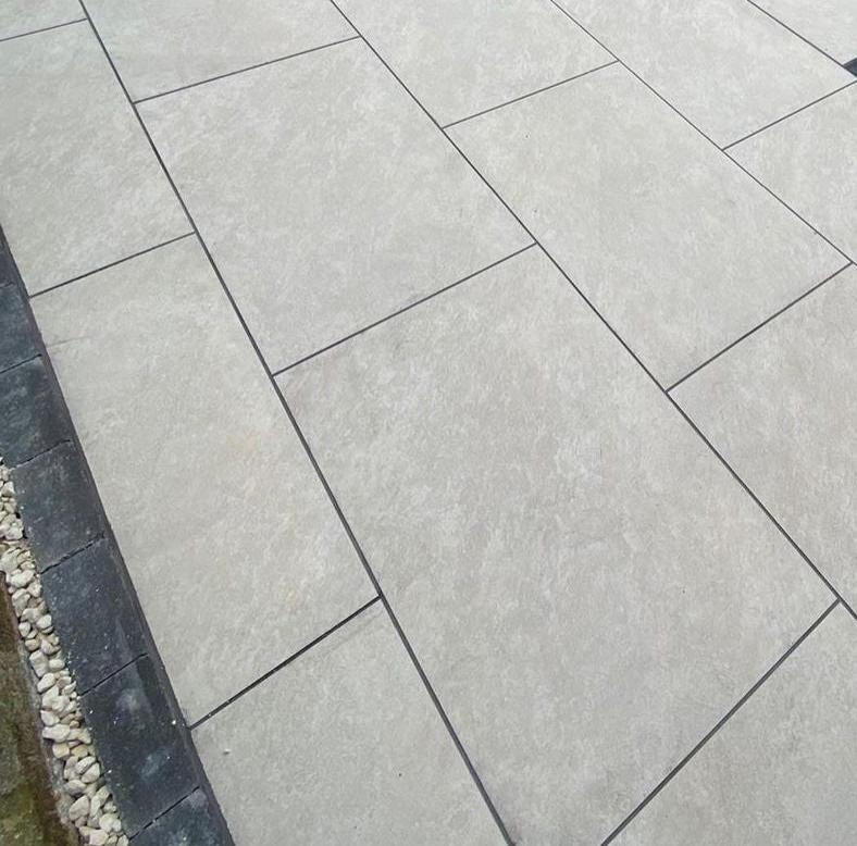 quartz white porcelain paving 900x600